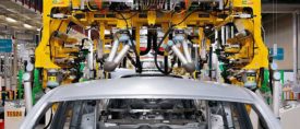 协作机器人有助于菲亚特（FIAT）提高电动汽车的生产